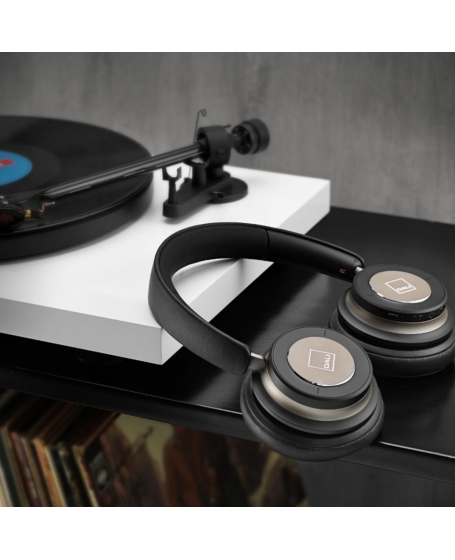 Dali IO-6 Wireless Hi-Fi Headphones