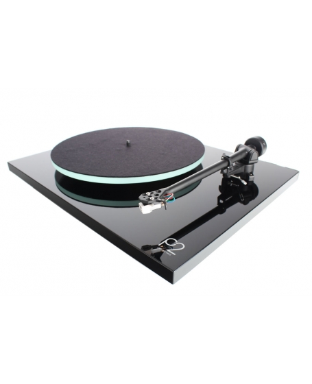 Rega Planar 2 Turntable (Opened Box New)